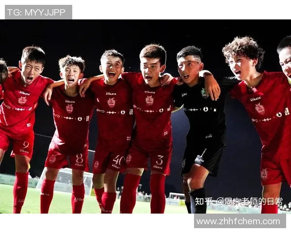 九岁小将崭露头角足球场上的未来之星引发热议 九岁小将崭露头角足球场上的未来之星引发热议