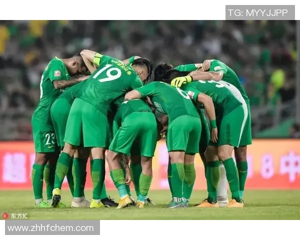 重庆篮球队以87分领跑精英赛积分榜展现强劲实力和竞争优势 重庆篮球队以87分领跑精英赛积分榜展现强劲实力和竞争优势