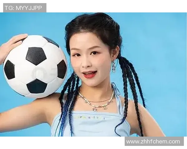 足球明星与休闲运动女孩的魅力碰撞探索青春活力与时尚风潮的完美结合 足球明星与休闲运动女孩的魅力碰撞探索青春活力与时尚风潮的完美结合
